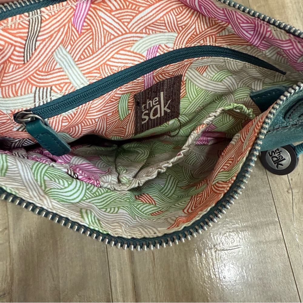 The SAK Vintage Crossbody Purse Bag Leather Turquoise Blue Fabric Strap - Picture 13 of 16